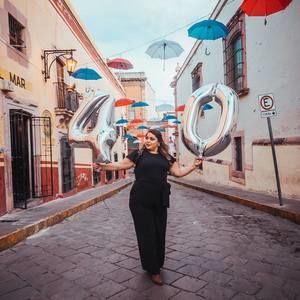 Meet your Posher, Ana